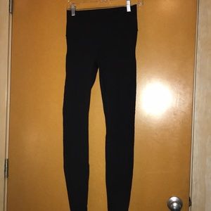 Black lululemon leggings